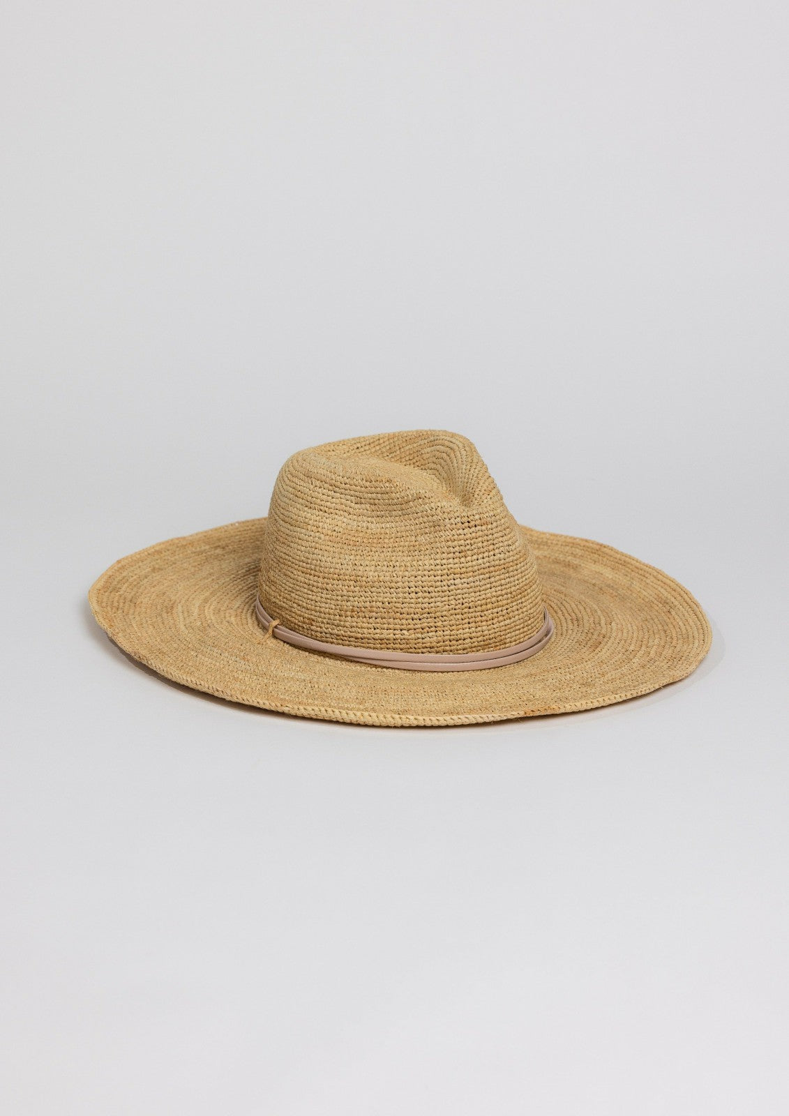 Universal Standard Hat Attack Raffia Crochet Continental