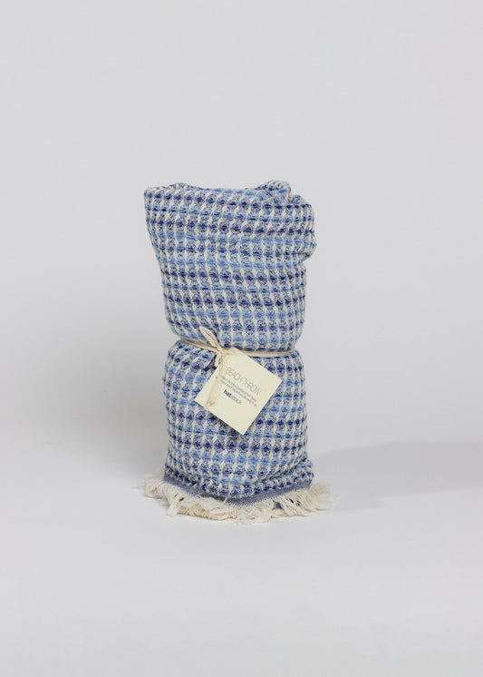 Universal Standard Hat Attack Waffle Beach Throw