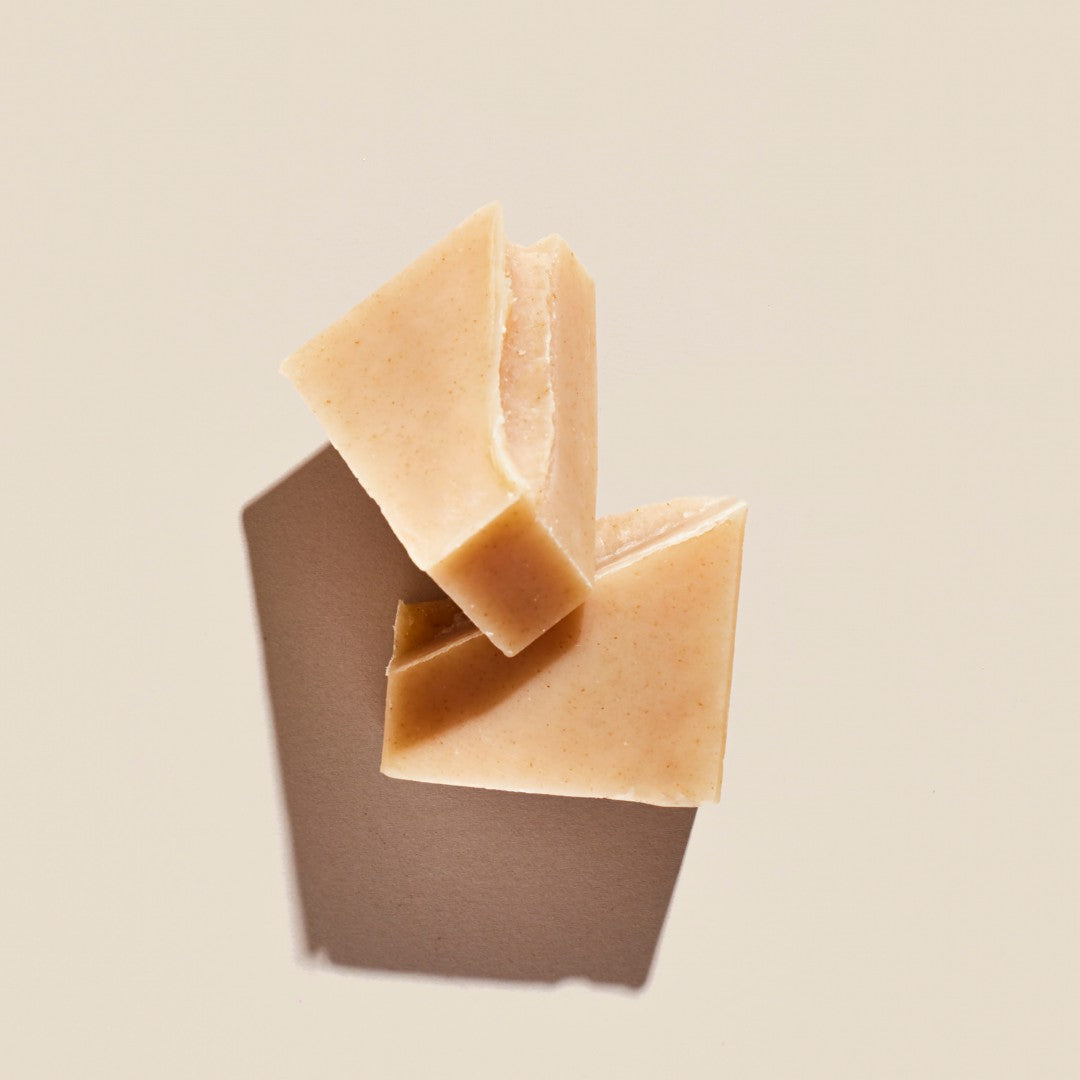Universal Standard Palermo Body Coconut Milk + Oatmeal Soap
