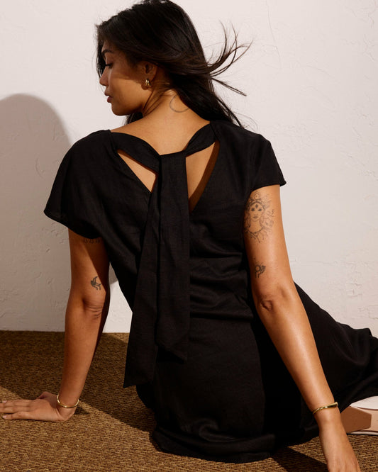 Universal Standard Louvre Bow Back Linen Blend Dress - Black