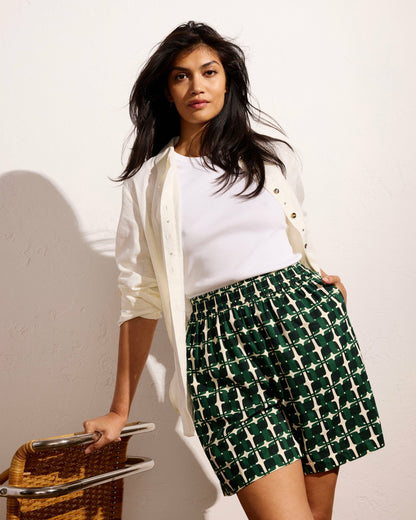Universal Standard Juniper Linen Blend Easy Pull-On Shorts - Green Trellis Print