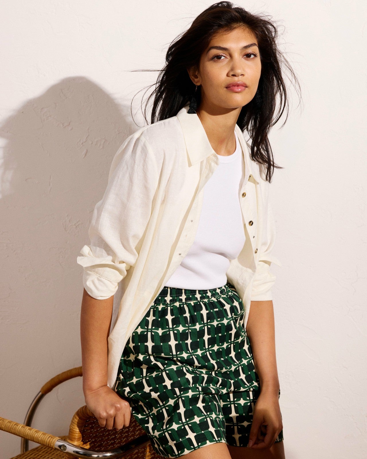 Universal Standard Juniper Linen Blend Easy Pull-On Shorts - Green Trellis Print