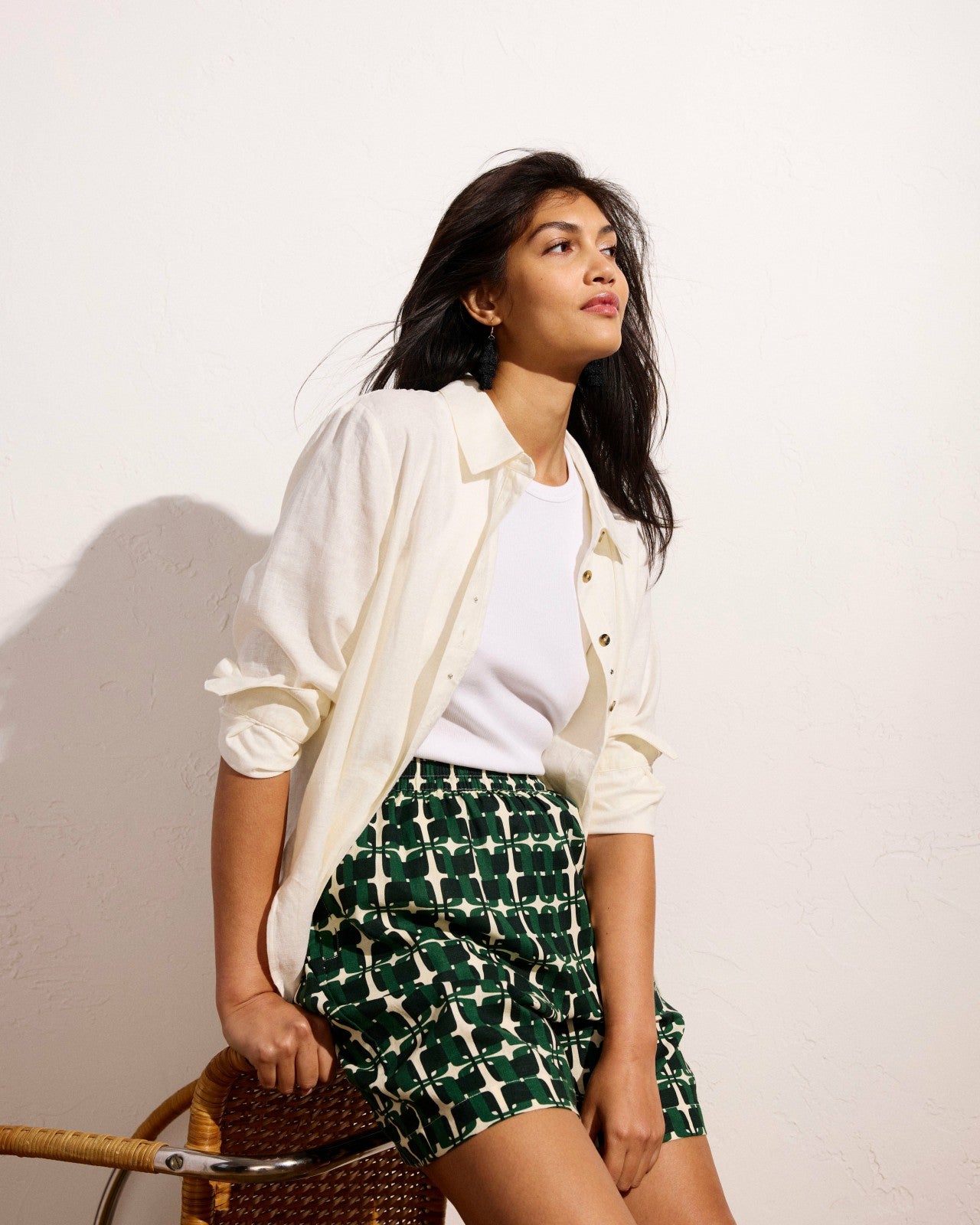 Universal Standard Juniper Linen Blend Easy Pull-On Shorts - Green Trellis Print