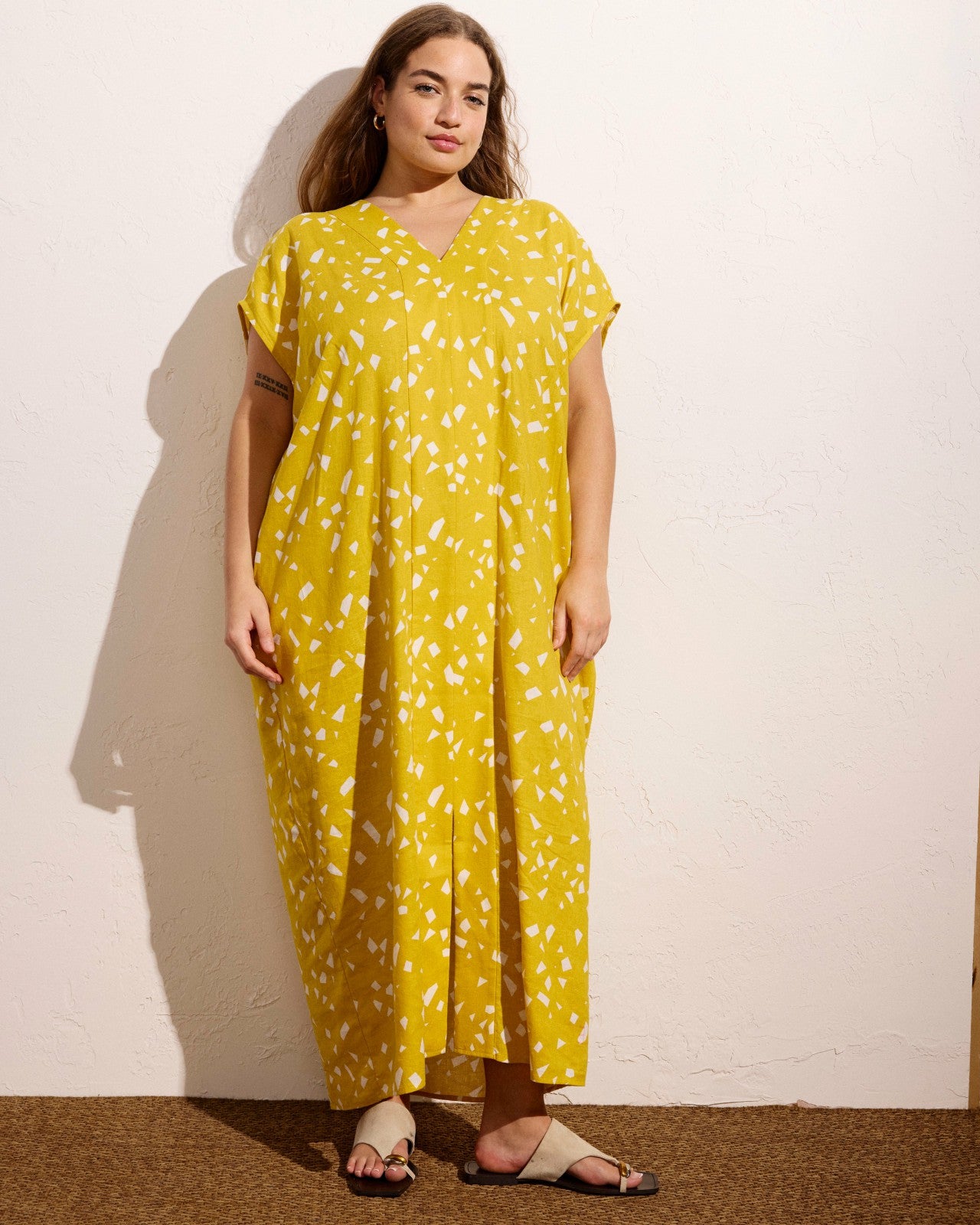 Universal Standard Cabana Linen Blend Kaftan - Yellow Confetti Print