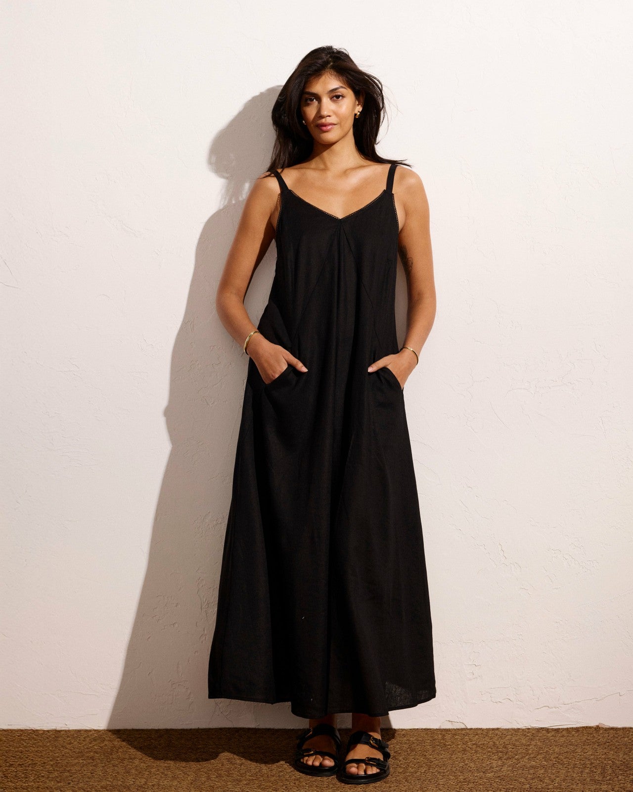 Universal Standard Kite Linen Blend Dress - Black