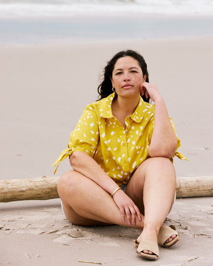 Universal Standard Luisa Short Sleeve Linen Blend Shirt - Yellow Confetti Print