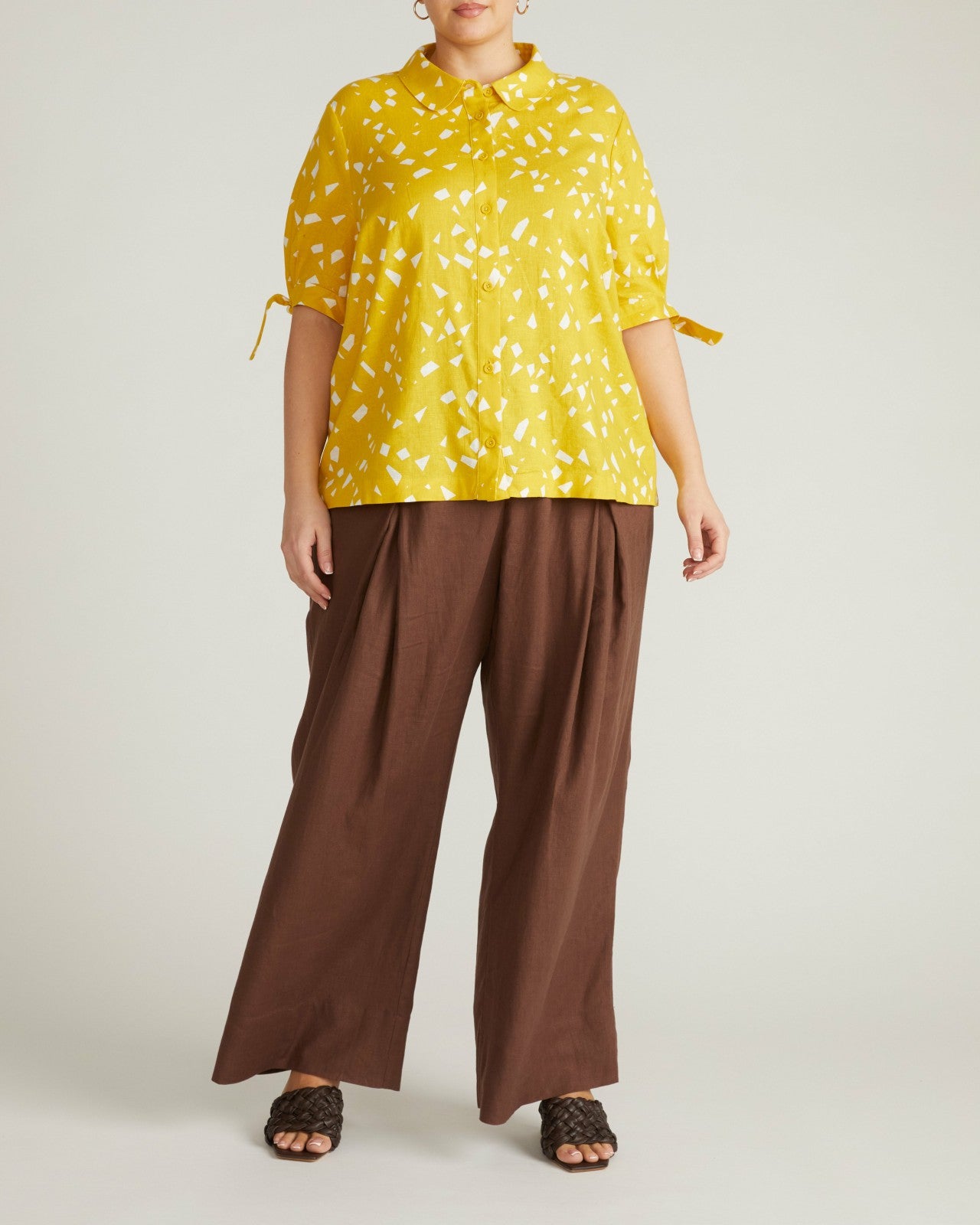 Universal Standard Luisa Short Sleeve Linen Blend Shirt - Yellow Confetti Print