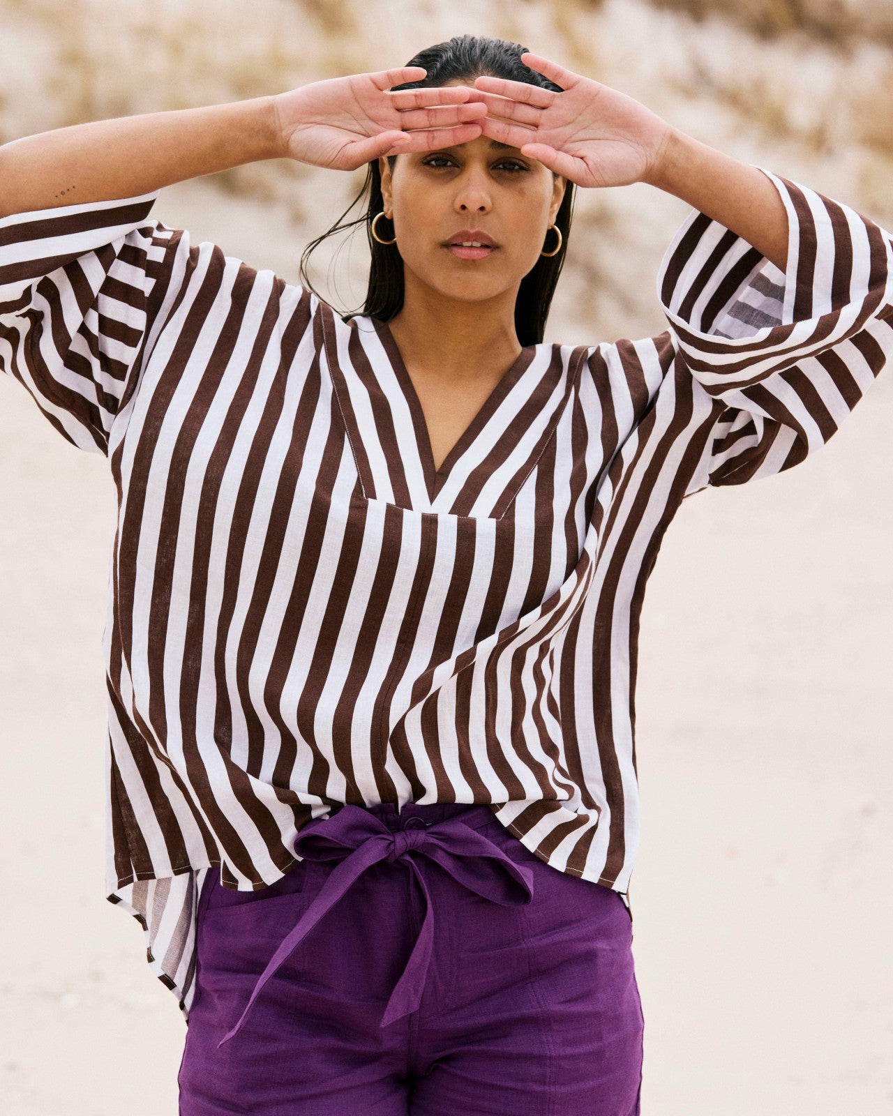 Universal Standard Elio V-Neck Linen Blend Top - Peppercorn Stripe
