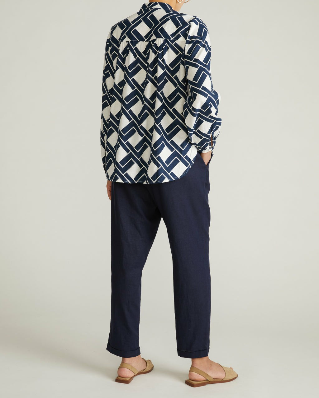 Universal Standard Avalon Linen Blend Blouse - Geometrica Print