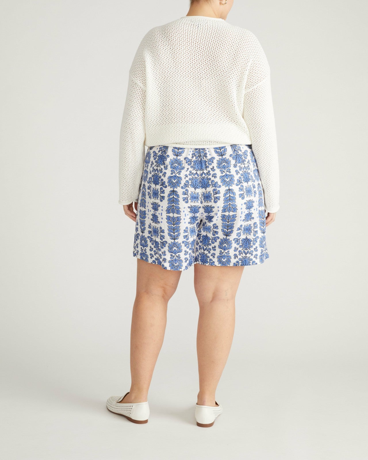 Universal Standard Harbor Stretch Linen Blend Paperbag Shorts - Rococo Beach Print