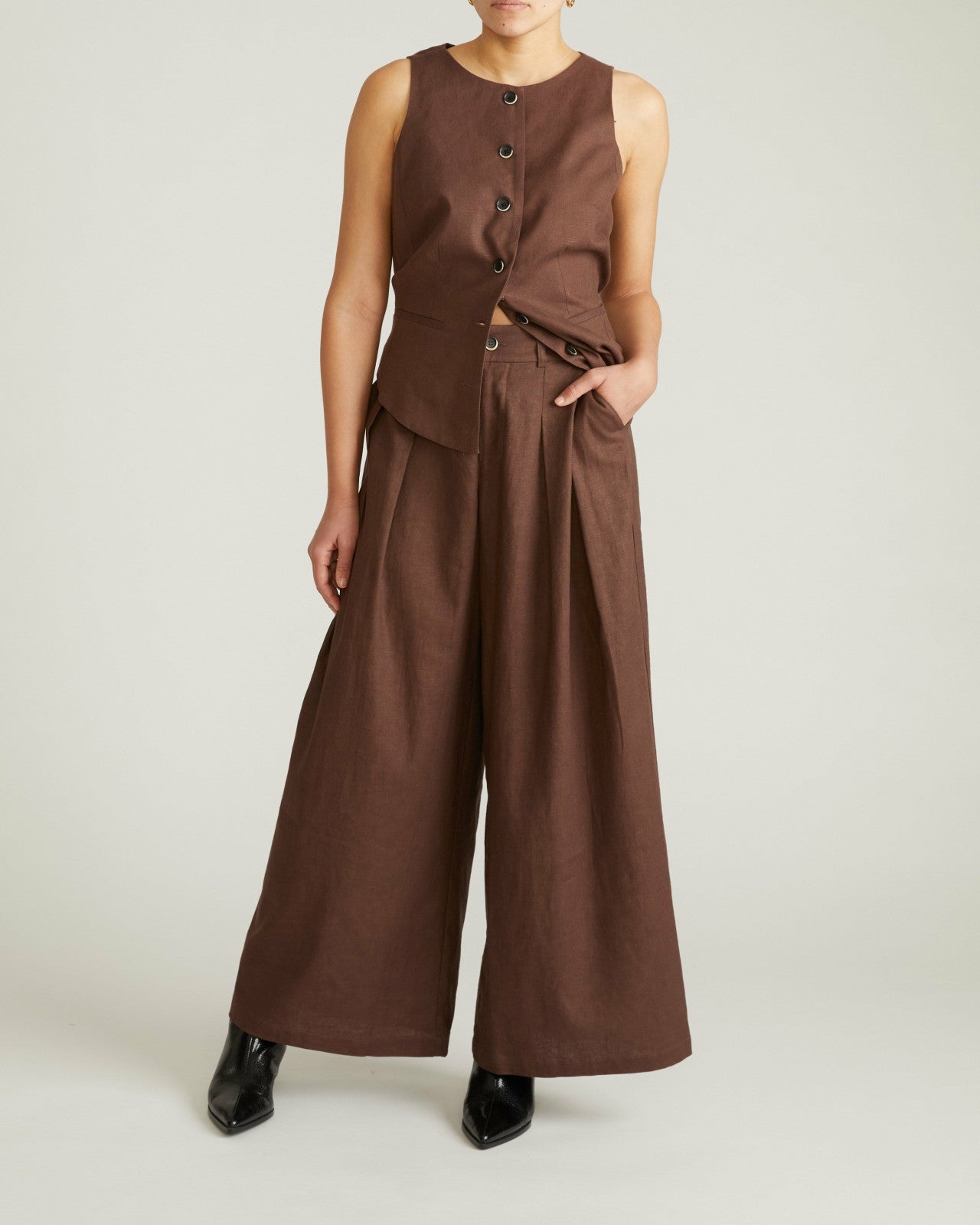 Universal Standard Palais Stretch Linen Blend Wide Leg Pant - Sophisticated Brown