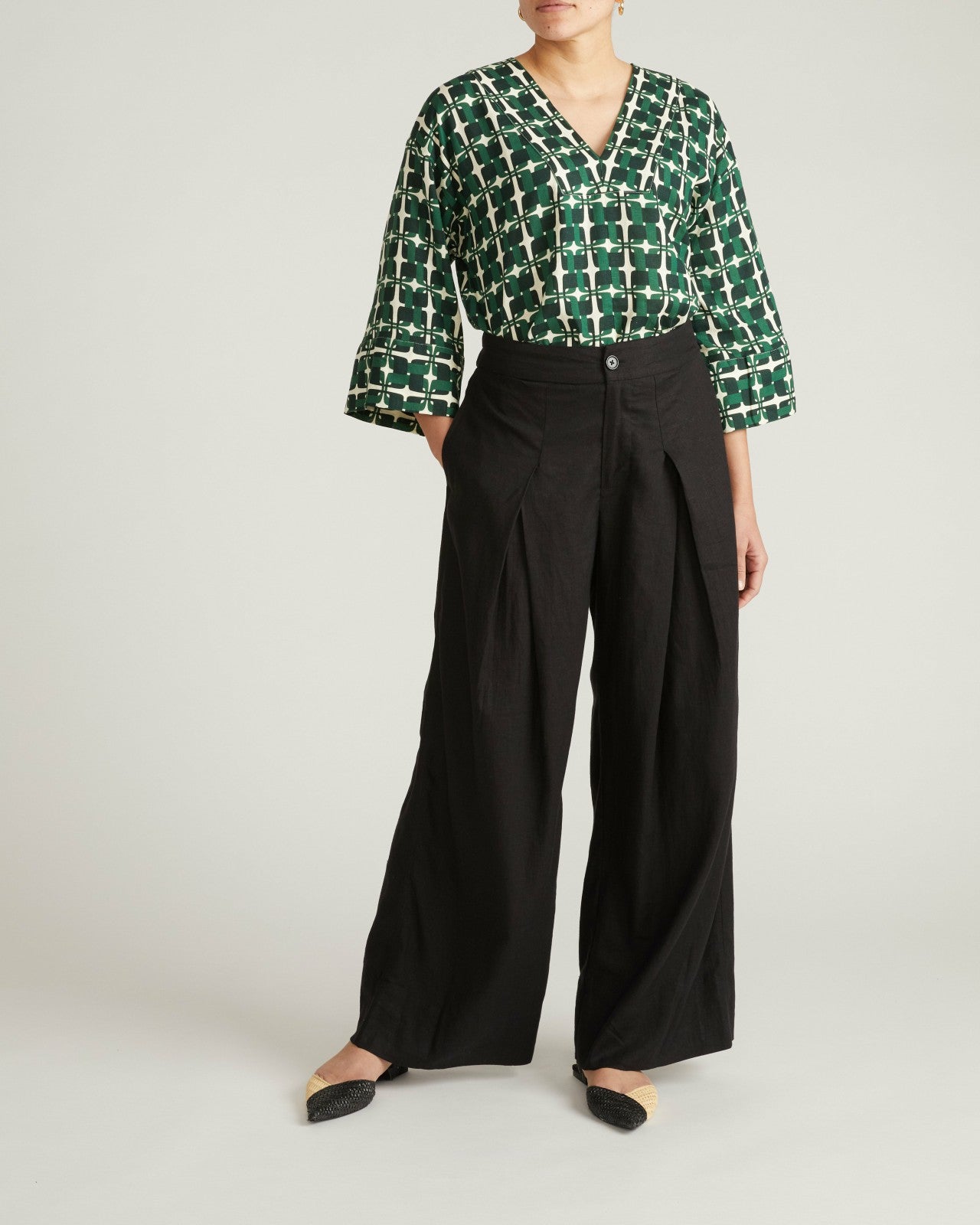 Universal Standard Marley Wide Leg Linen Blend Pants - Black