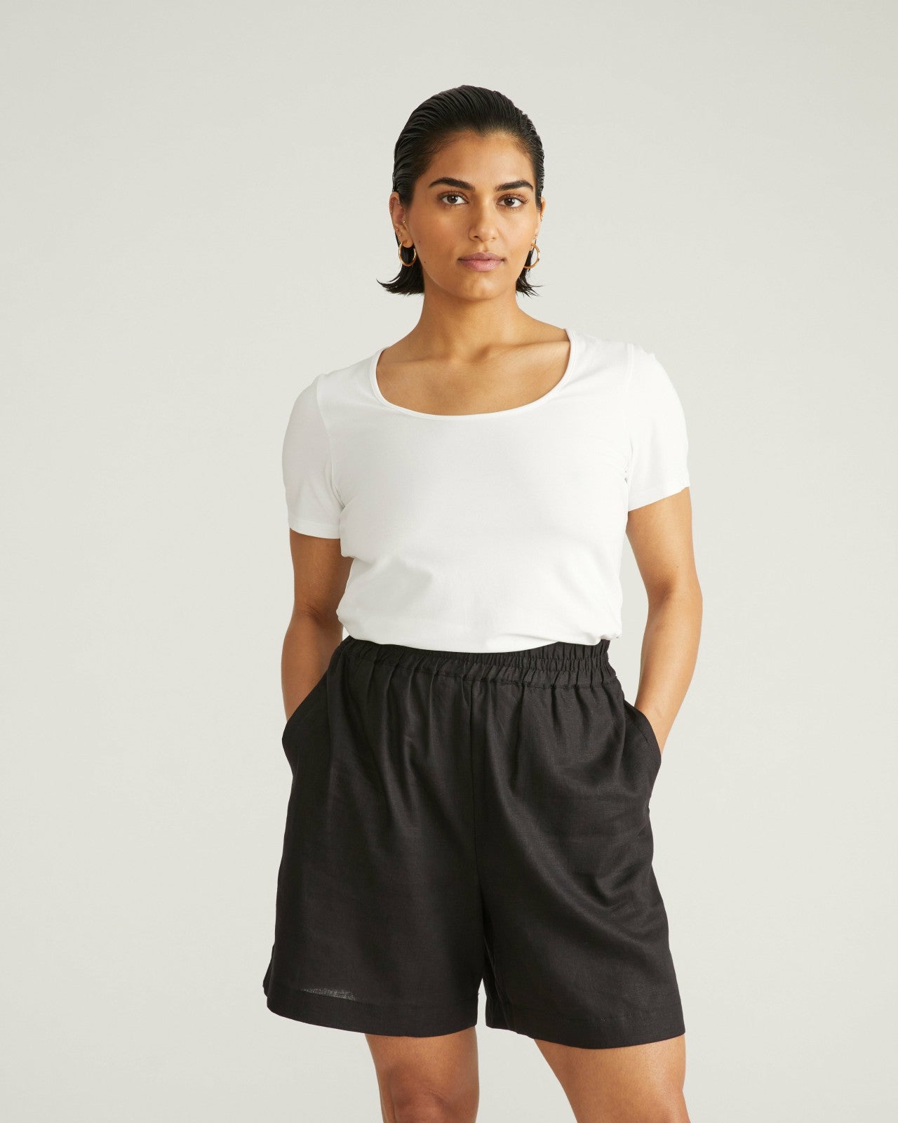 Universal Standard Juniper Linen Blend Easy Pull-On Shorts - Black