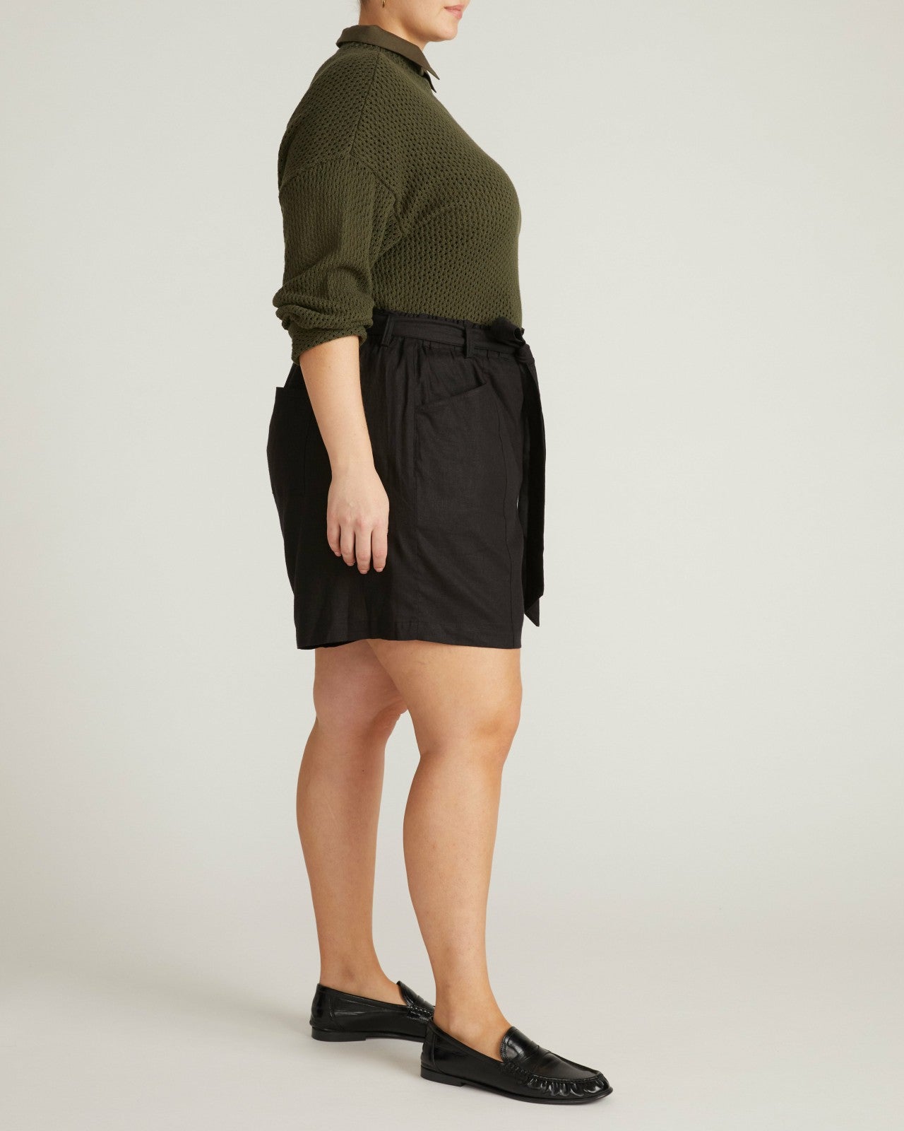 Universal Standard Harbor Stretch Linen Blend Paperbag Shorts - Black