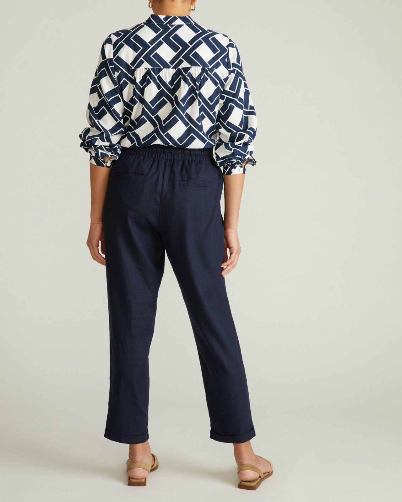 Universal Standard Sayville Linen Blend Drawstring Pant - Navy
