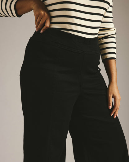 Universal Standard Olivia Pintuck Wide Leg Jeans - Jet Black
