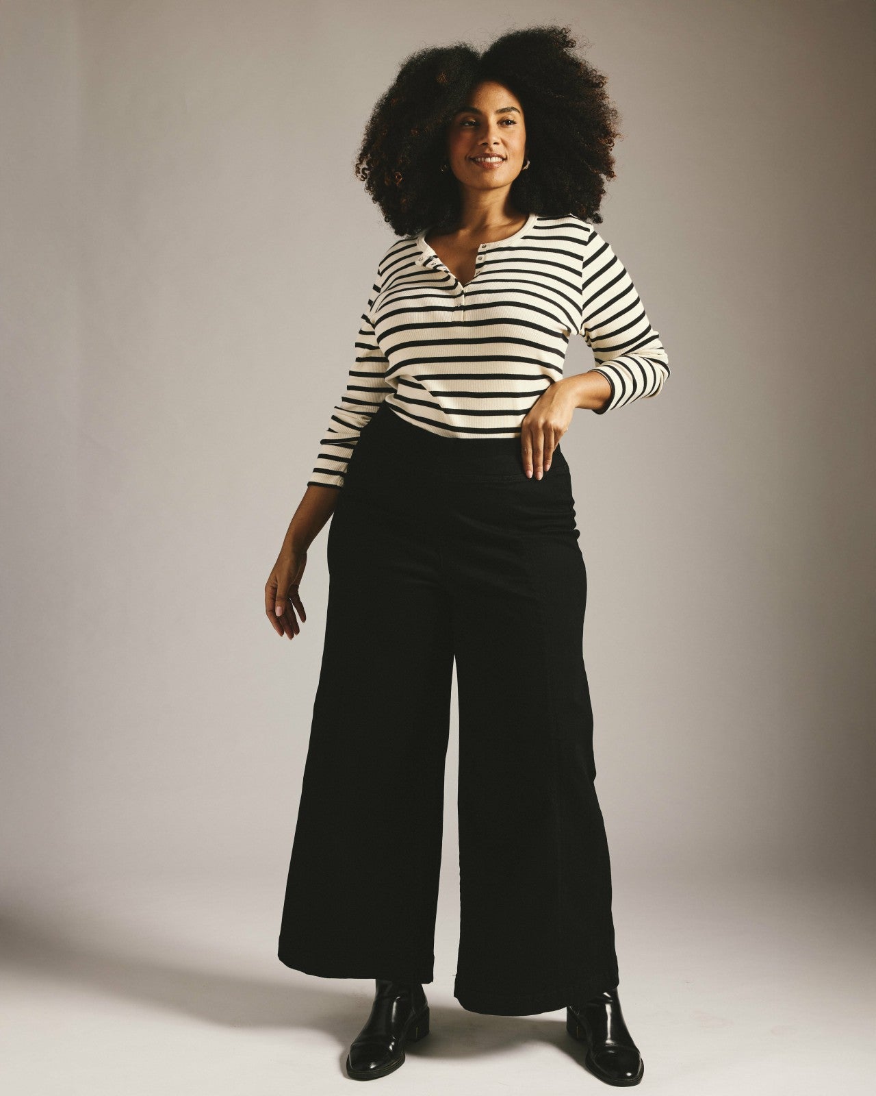 Universal Standard Olivia Pintuck Wide Leg Jeans - Jet Black