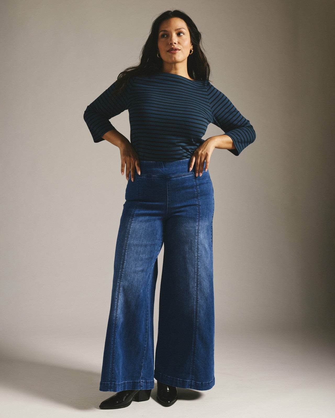 Universal Standard Olivia Pintuck Wide Leg Jeans - True Blue