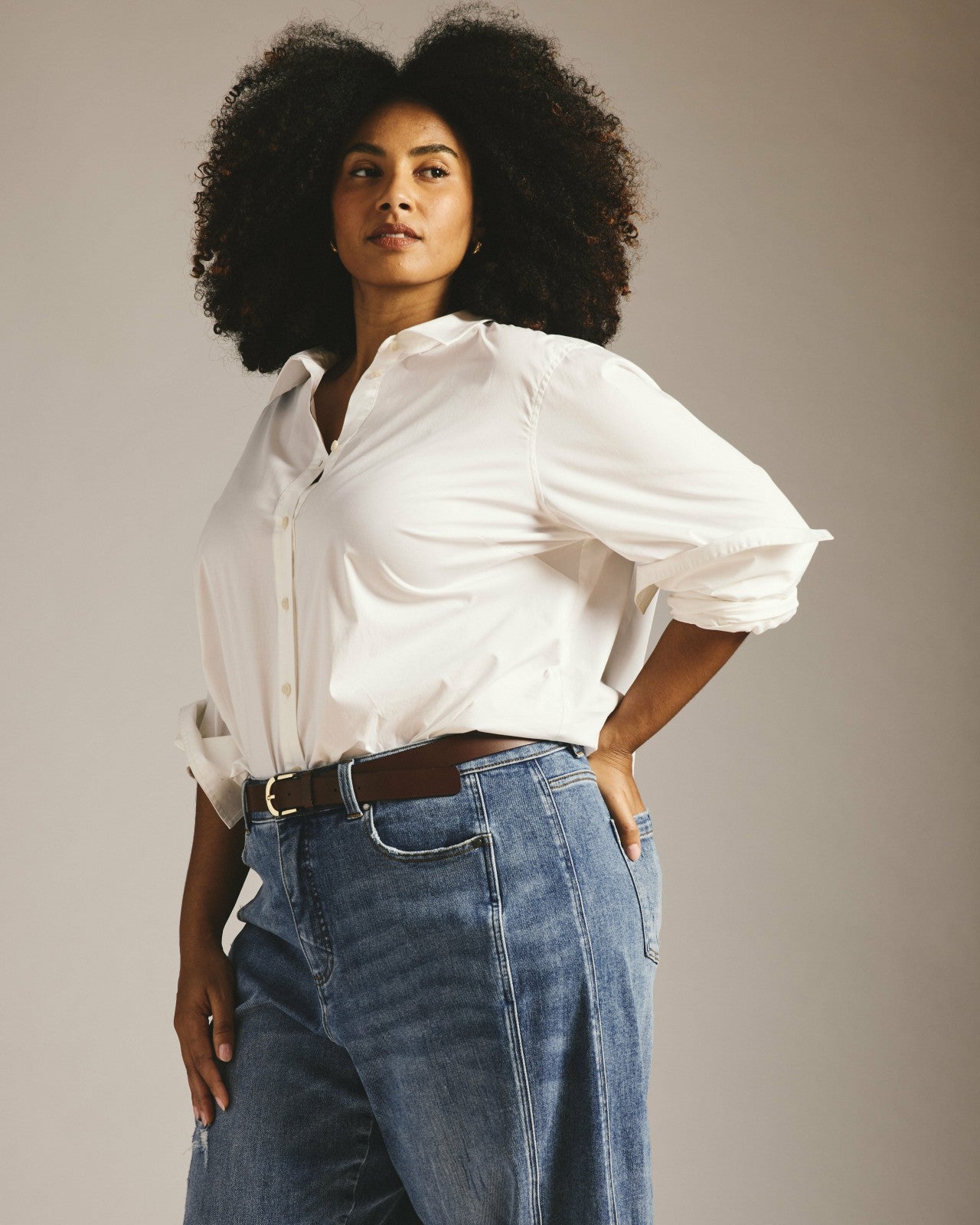 Universal Standard Dakota Twisted Leg Jeans - Distressed Washed Indigo