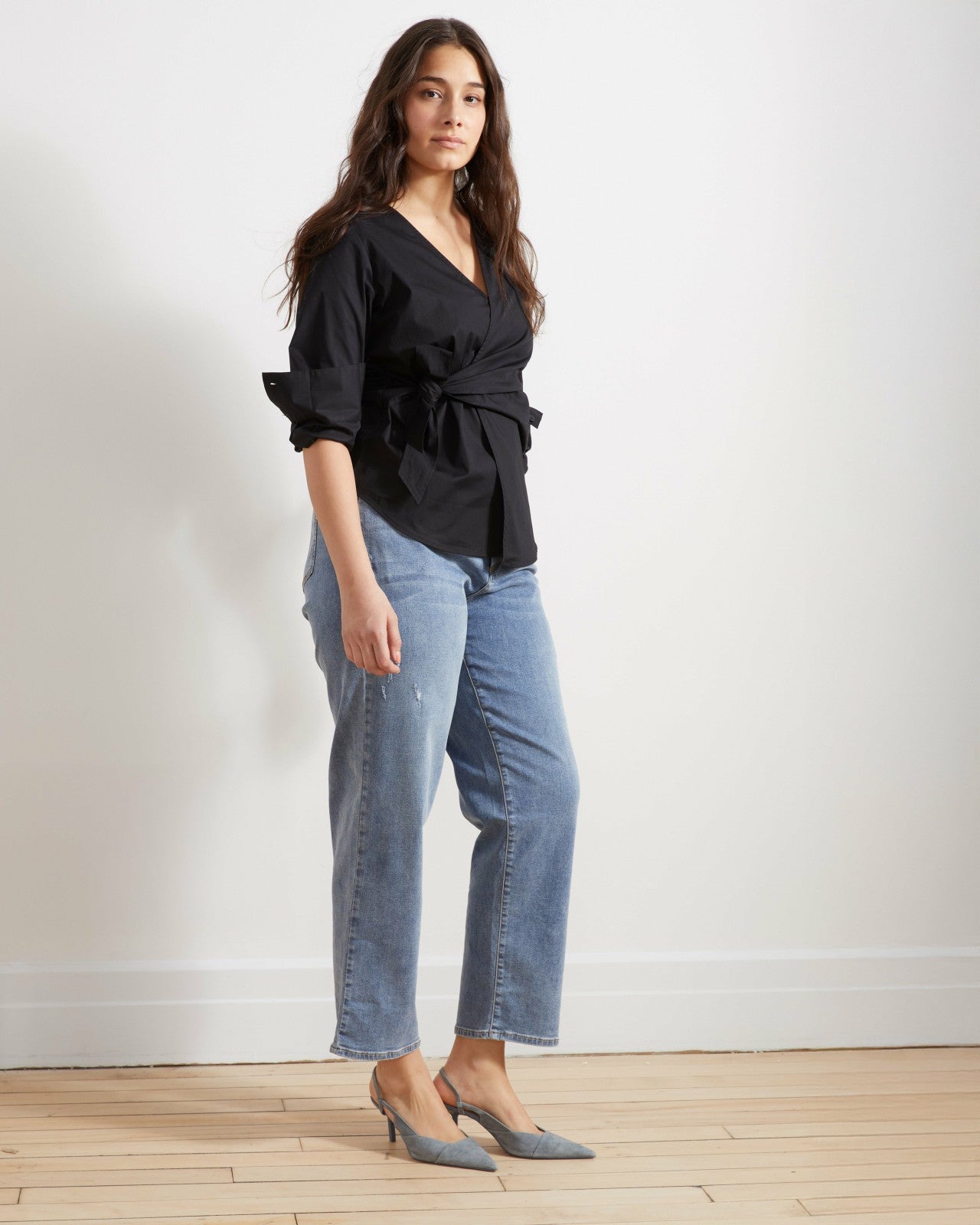 Universal Standard Ella High Rise Straight Leg Jeans - Distressed Washed Indigo