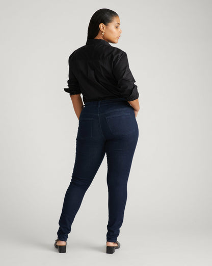 Universal Standard Seine Mid Rise Skinny Jeans 32 Inch - Dark Indigo