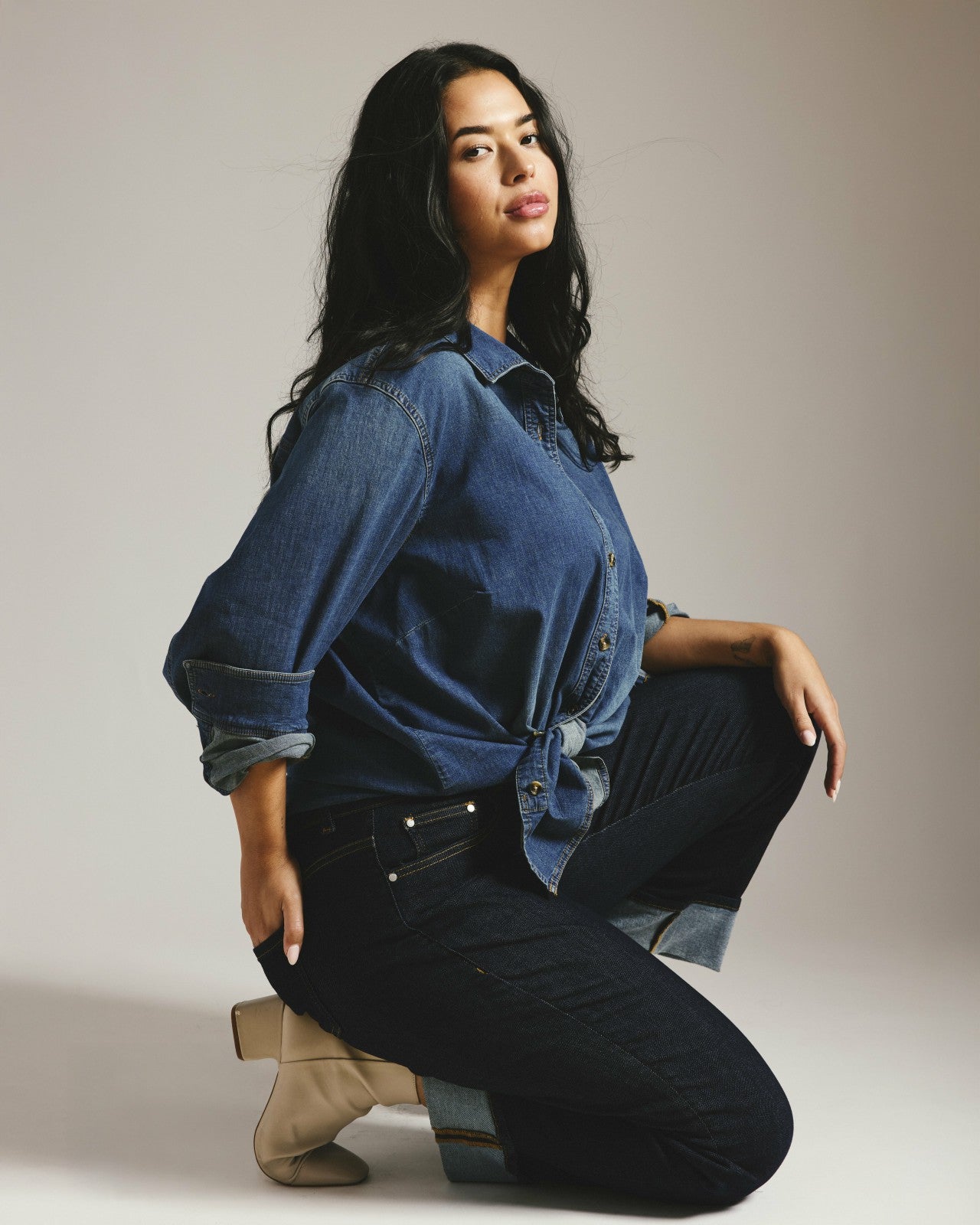 Universal Standard Stevie High Rise Cuffed Straight Leg Jeans - Vintage Indigo Selvedge