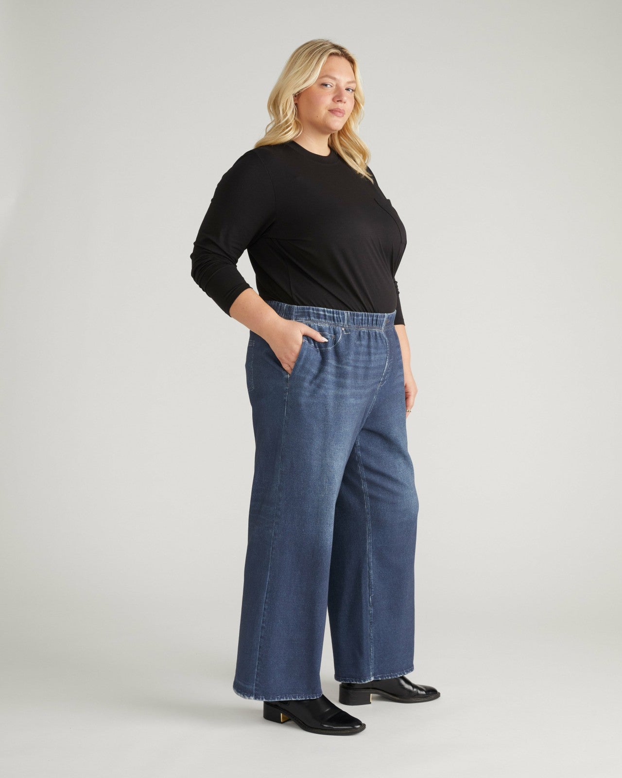 Universal Standard Wide Leg Sweatpant Jeans - Blue Mirage