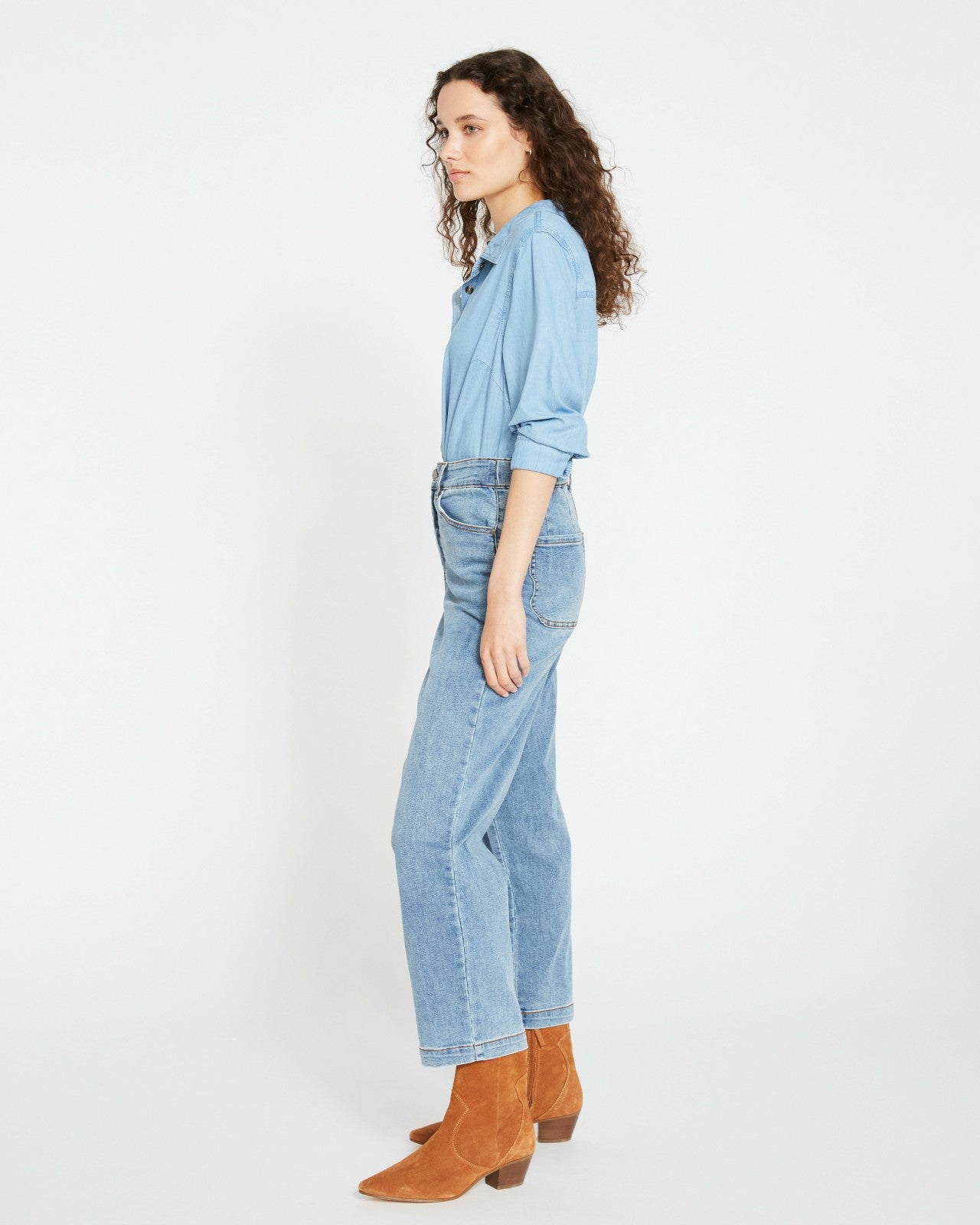 Universal Standard Elastic Waist Weekend Jeans - Distressed Washed Indigo