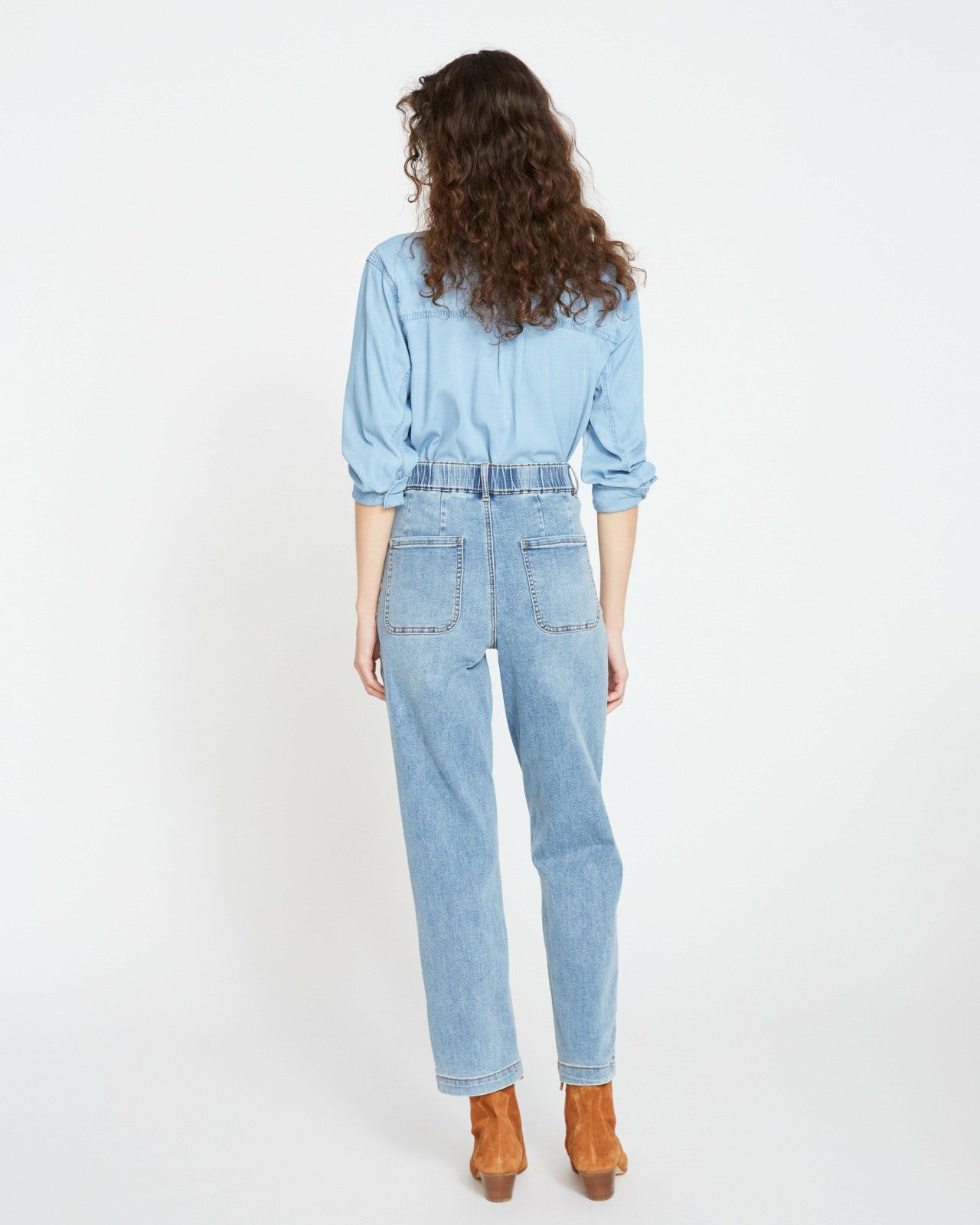 Universal Standard Elastic Waist Weekend Jeans - Distressed Washed Indigo