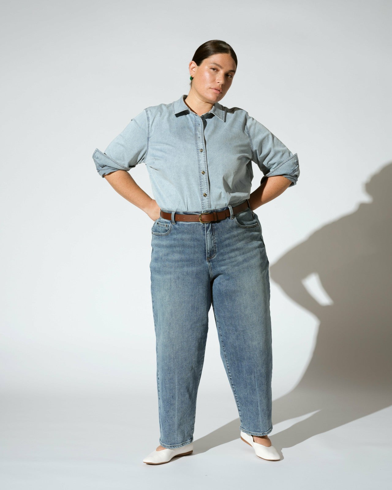 Universal Standard Lou High Rise Barrel Leg Jeans - Rizzo Blue