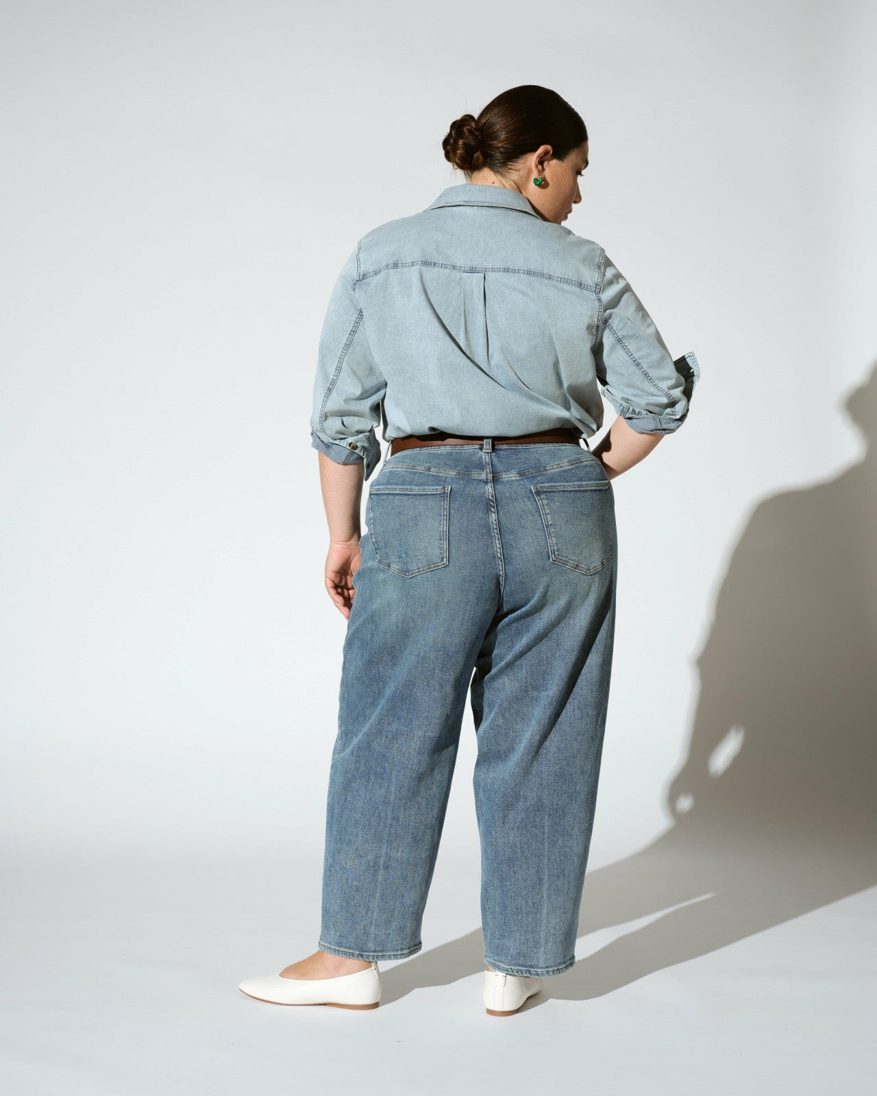 Universal Standard Lou High Rise Barrel Leg Jeans - Rizzo Blue