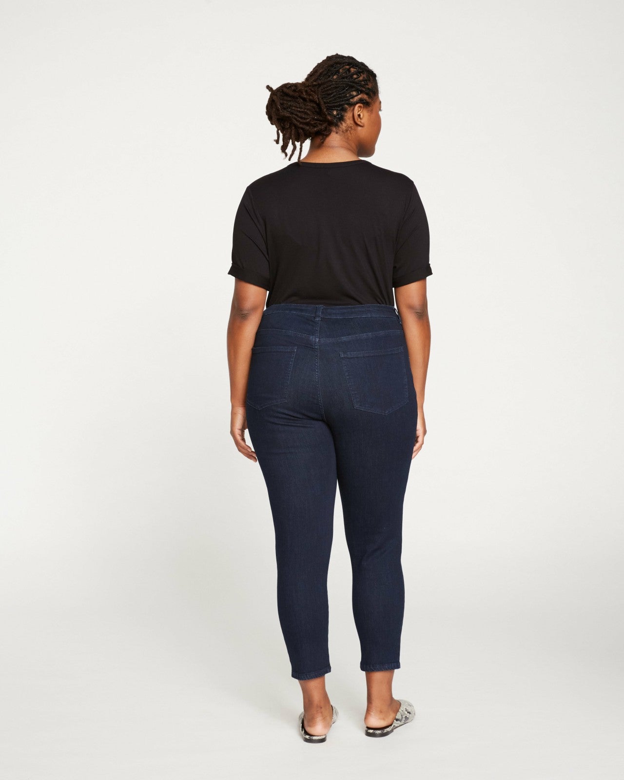 Universal Standard Seine High Rise Skinny Jeans 27 Inch - Dark Indigo