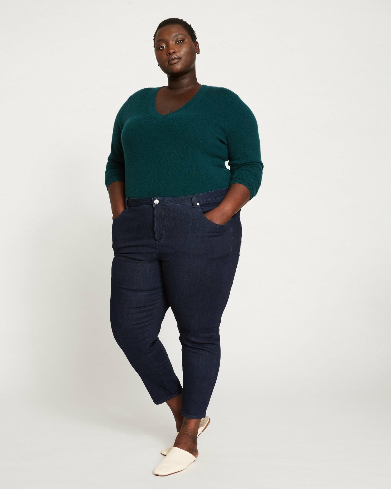 Universal Standard Seine Mid Rise Skinny Jeans 27 Inch - Dark Indigo