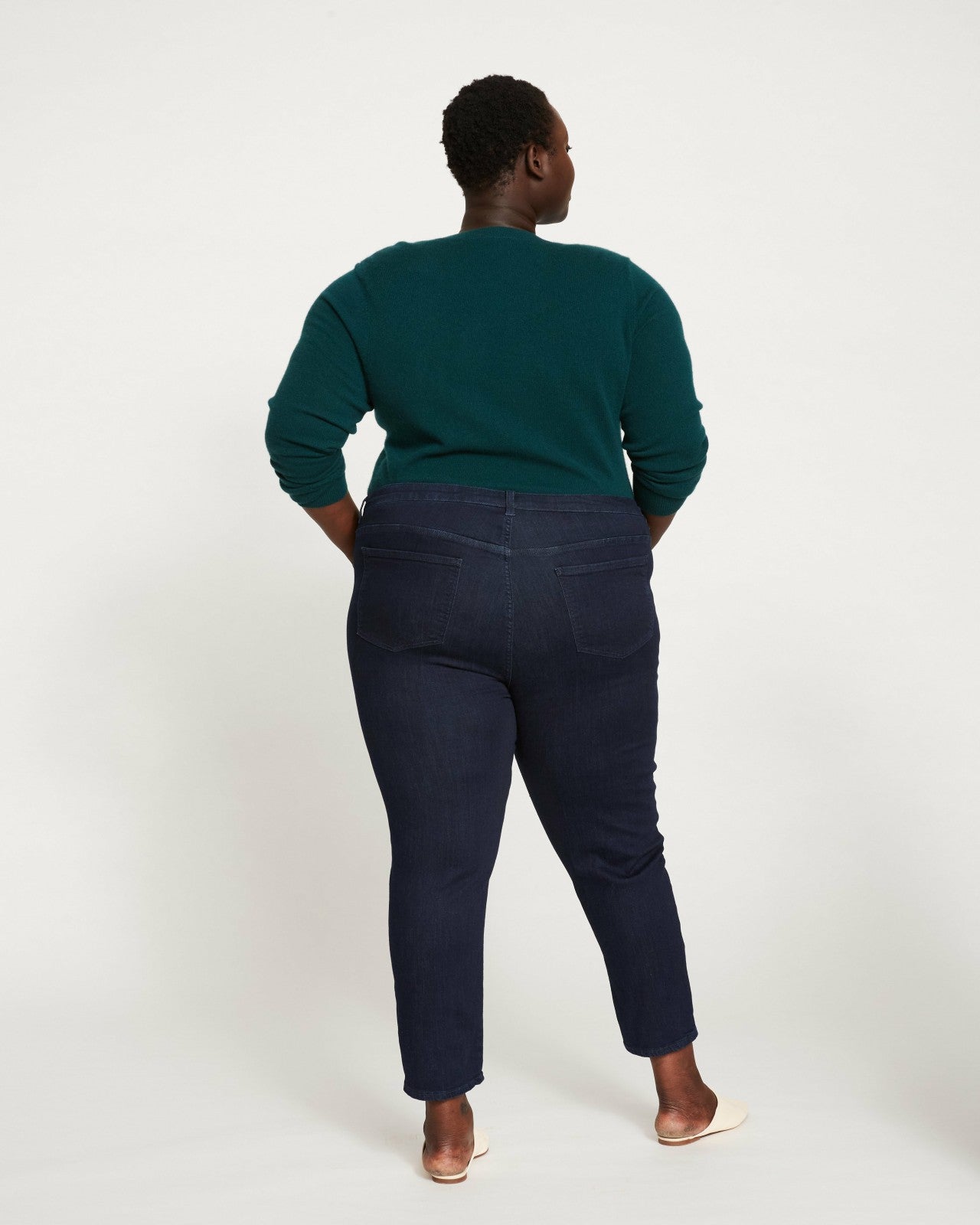 Universal Standard Seine Mid Rise Skinny Jeans 27 Inch - Dark Indigo