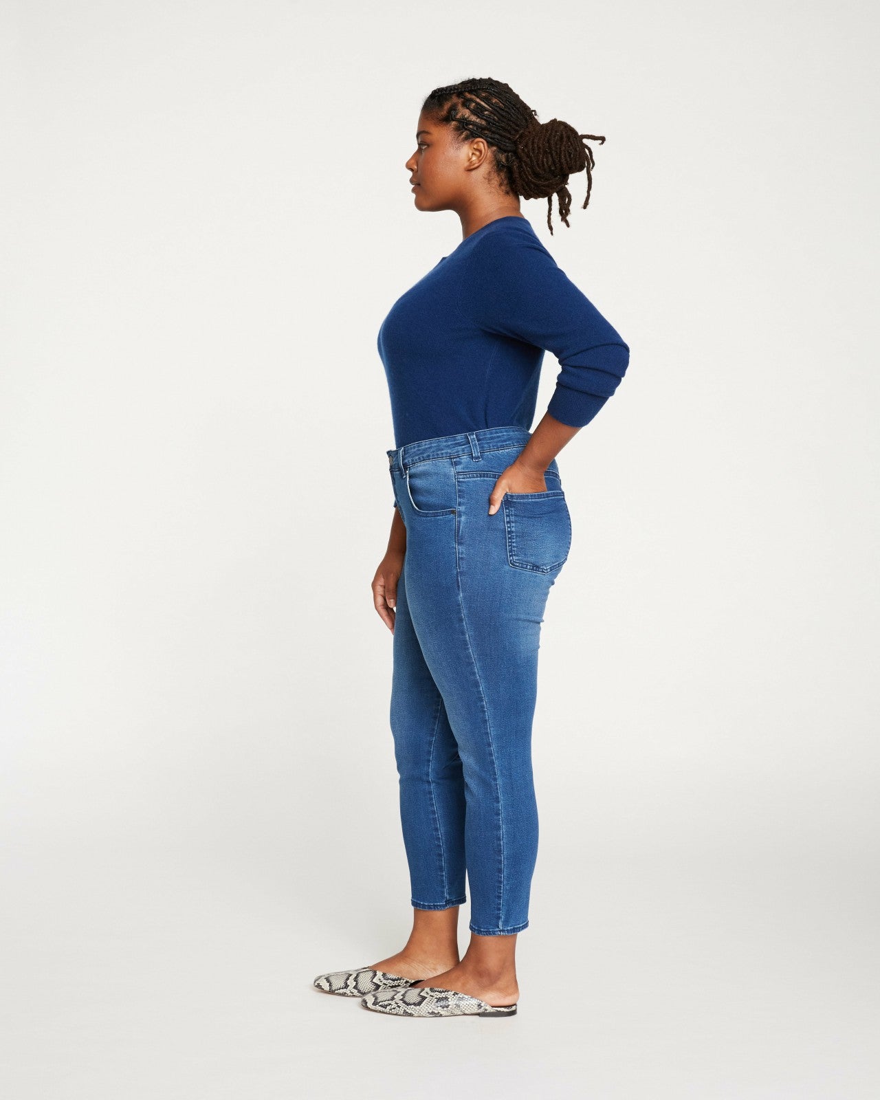 Universal Standard Seine Mid Rise Skinny Jeans 27 Inch - True Blue