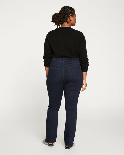 Universal Standard Marne Bootcut Jeans 32 inch - Dark Indigo
