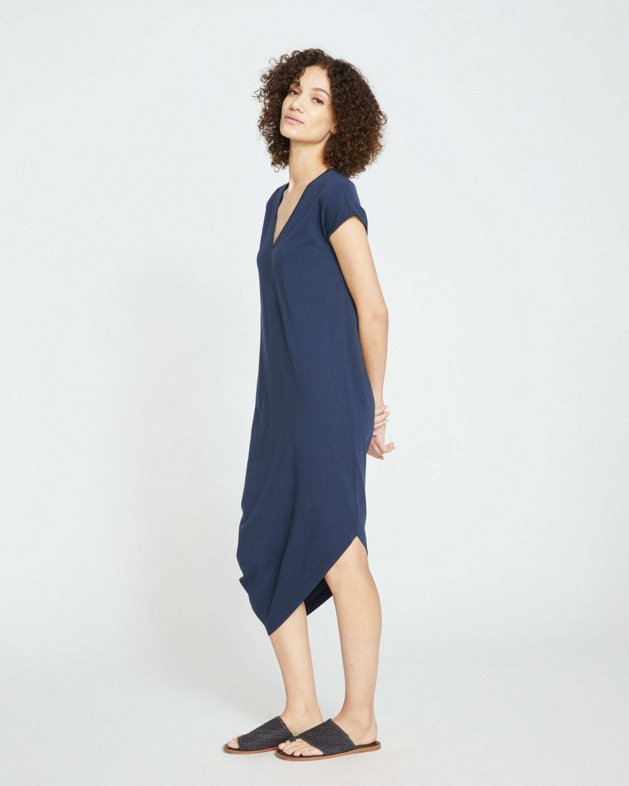 Universal Standard Iconic Geneva V-Neck Dress - Midnight