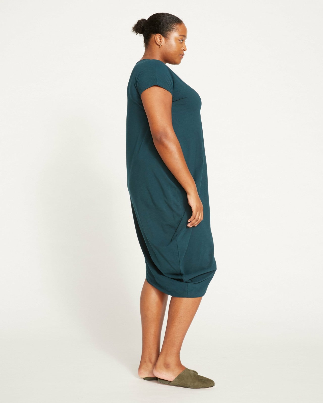 Universal Standard Iconic Geneva V-Neck Dress - Deep Sea