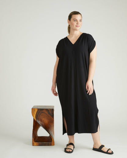 Universal Standard Kris Divine Jersey Kaftan - Black