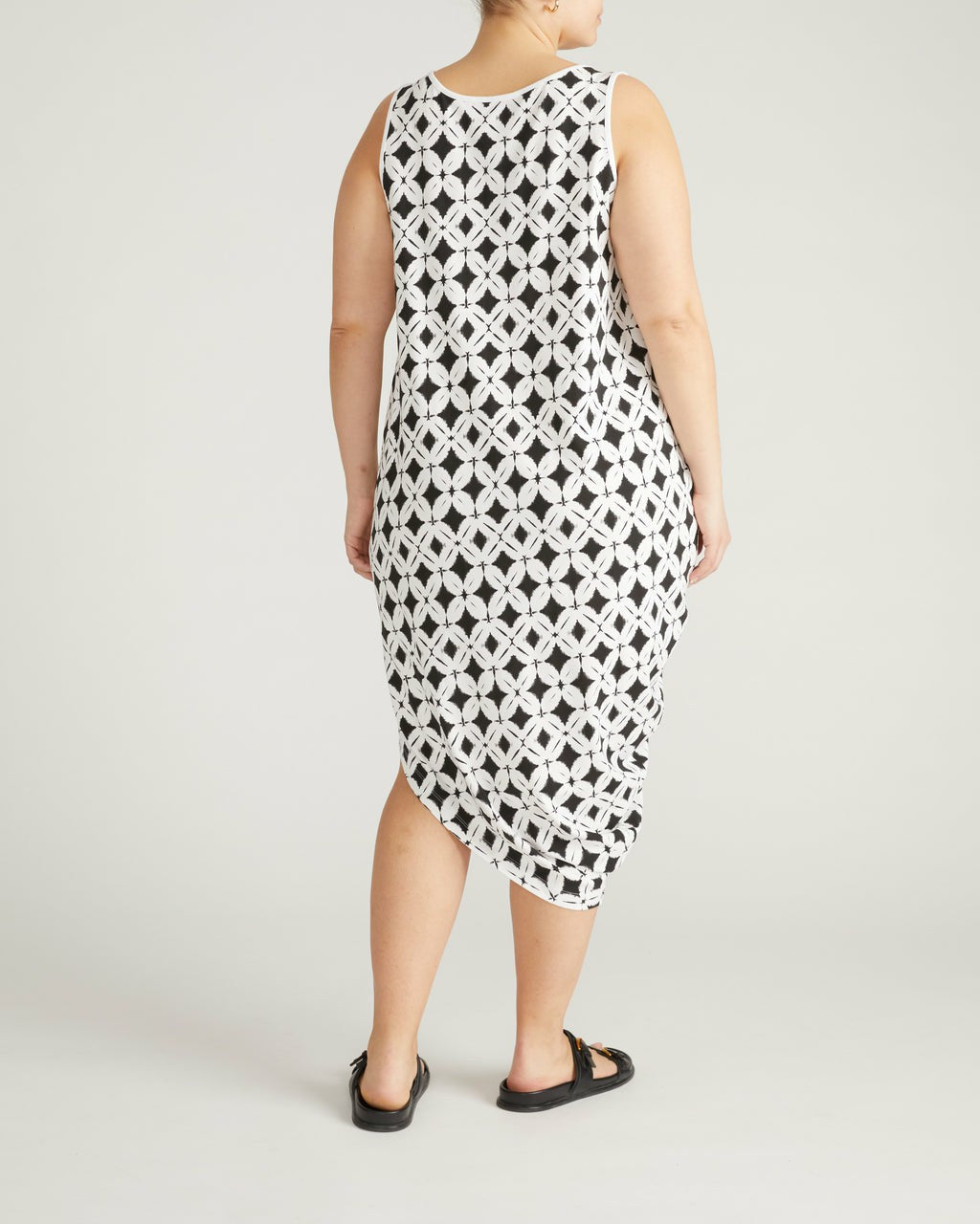 Universal Standard Iconic Geneva Tank Dress - Eclipse Print