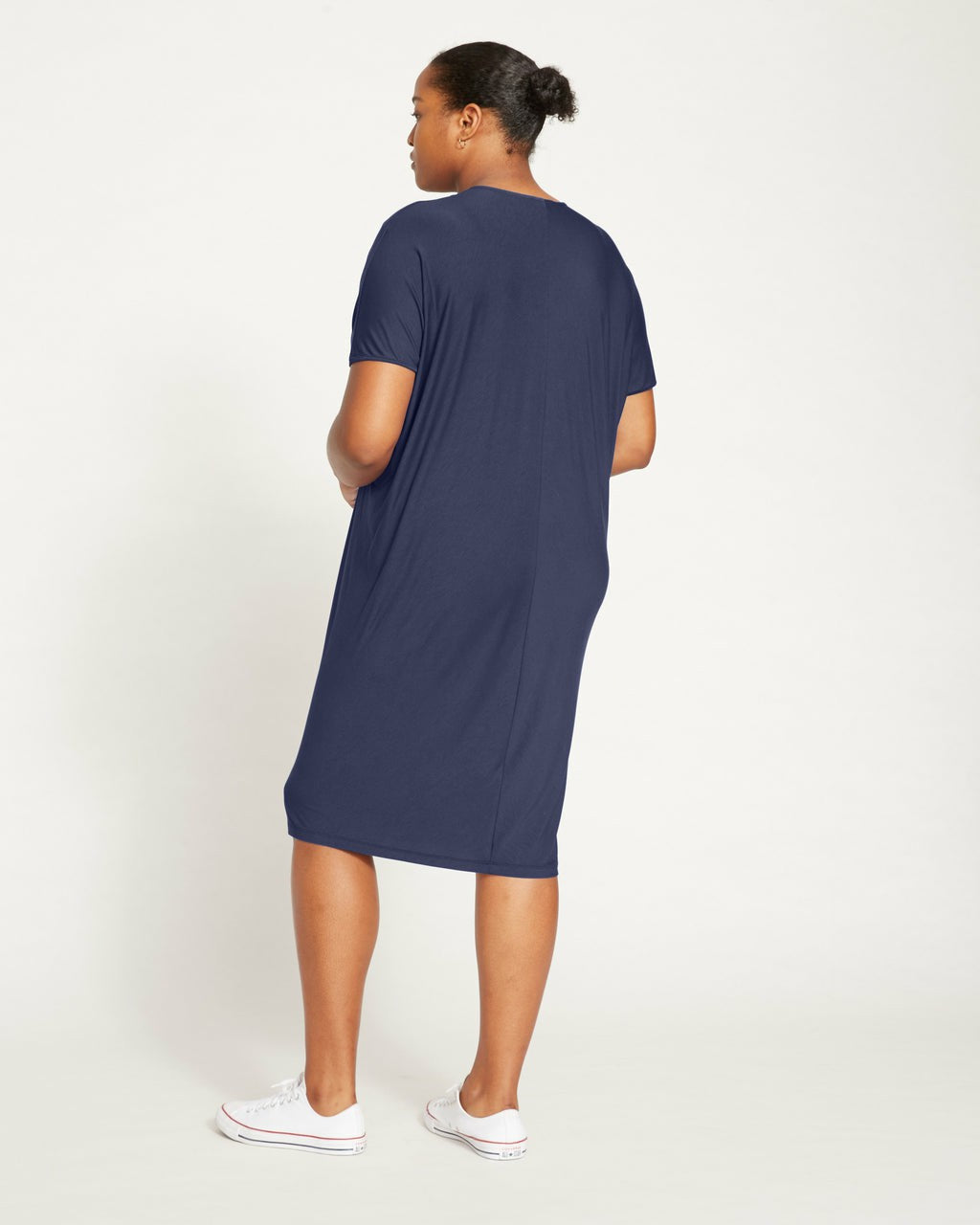 Universal Standard Teresa Liquid Jersey V-Neck Dress - Midnight