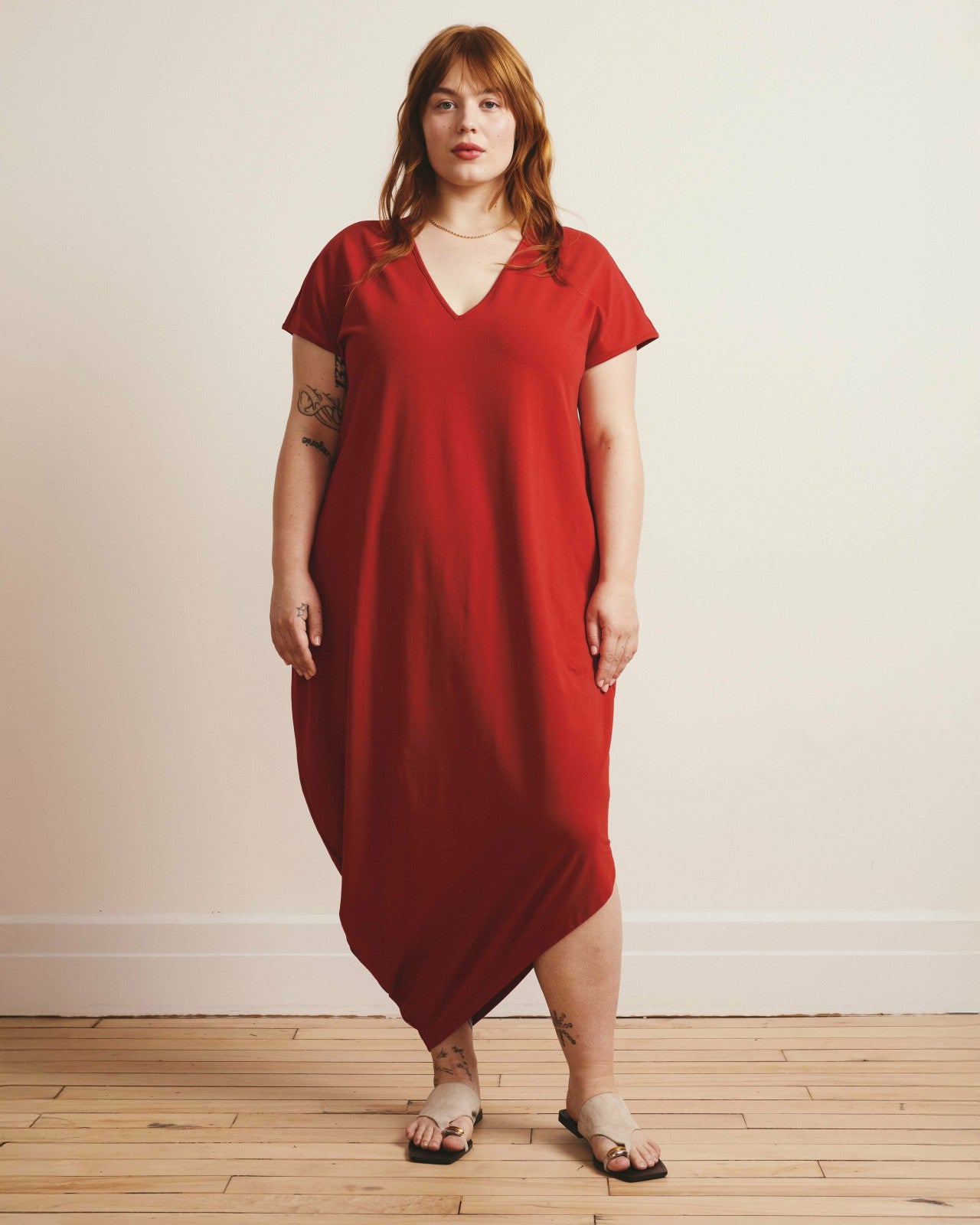 Universal Standard Iconic Geneva V-Neck Dress - Ruby Red