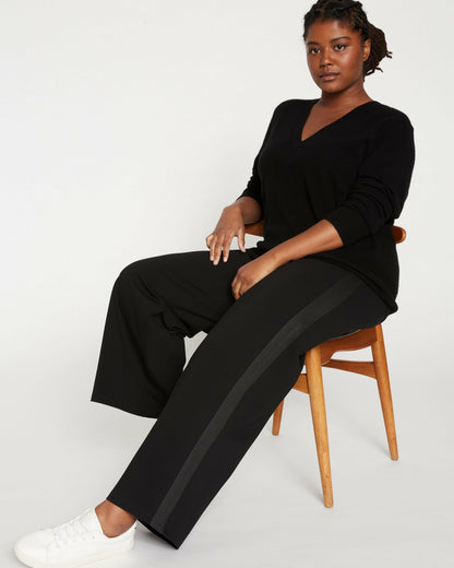 Universal Standard Stephanie Wide Leg Stripe Ponte Pants 30 Inch - Black with Black Strip