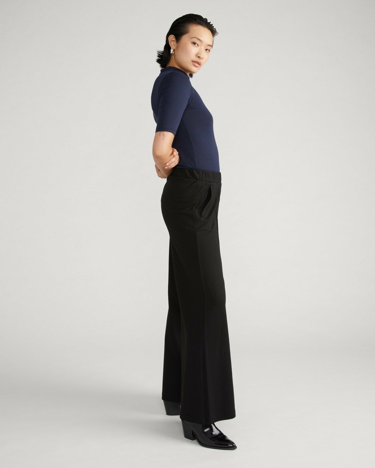 Universal Standard Pam Pintuck Wide Leg Ponte Pants - Black