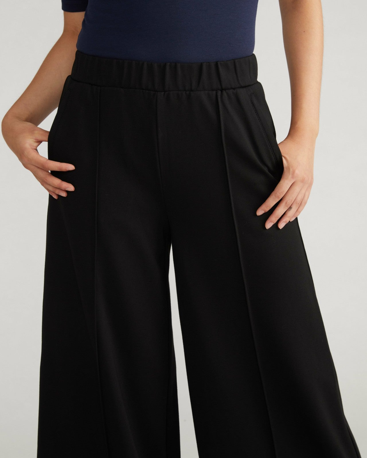 Universal Standard Pam Pintuck Wide Leg Ponte Pants - Black