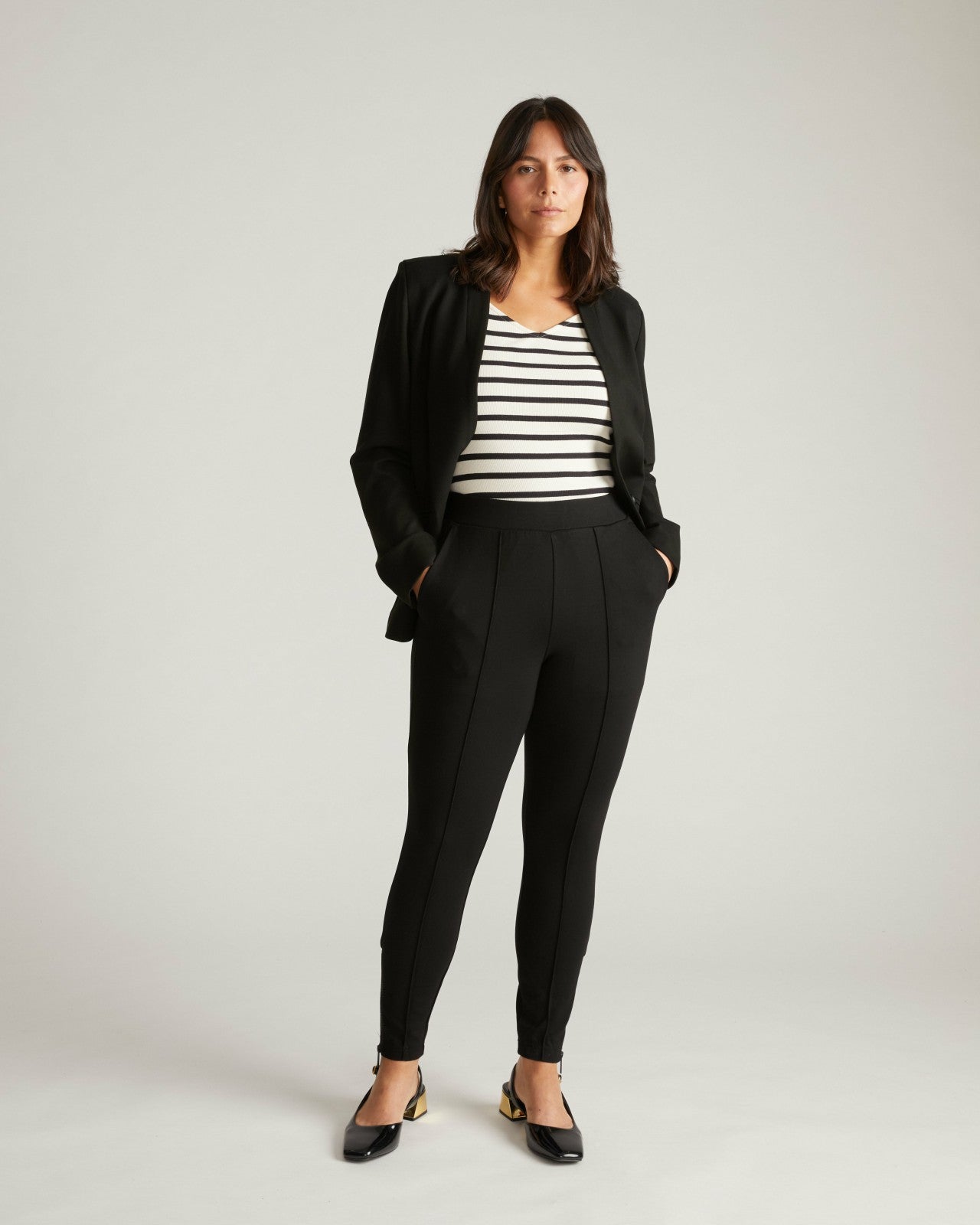Universal Standard Moro Pintuck Pocket Ponte Pants - Black