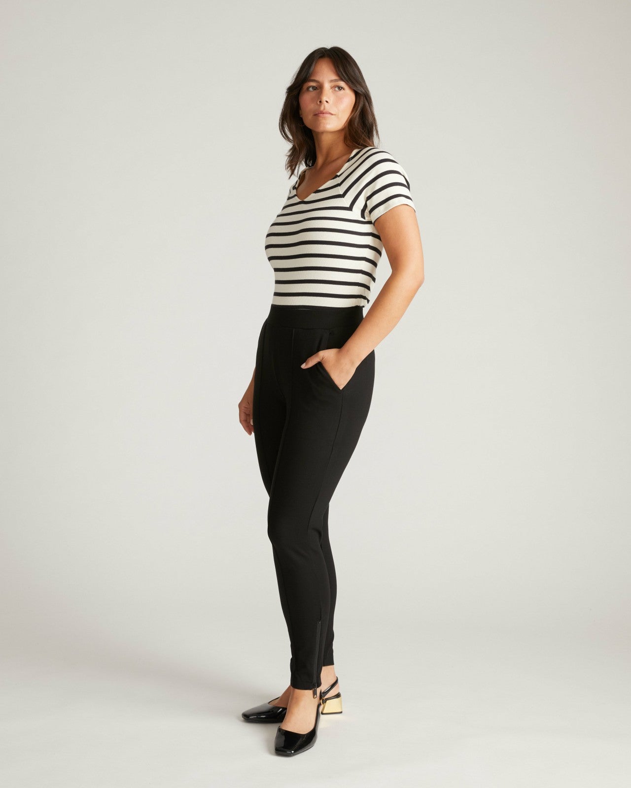 Universal Standard Moro Pintuck Pocket Ponte Pants - Black