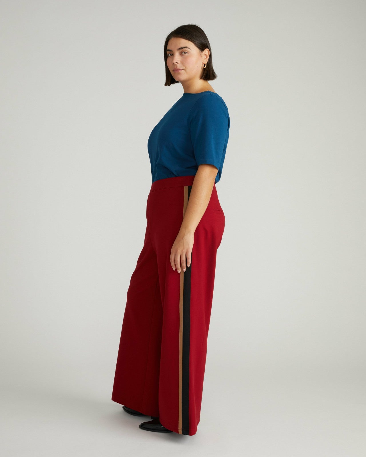 Universal Standard Stephanie Wide Leg Stripe Ponte Pants 30 Inch - Garnet with Camel/Blac