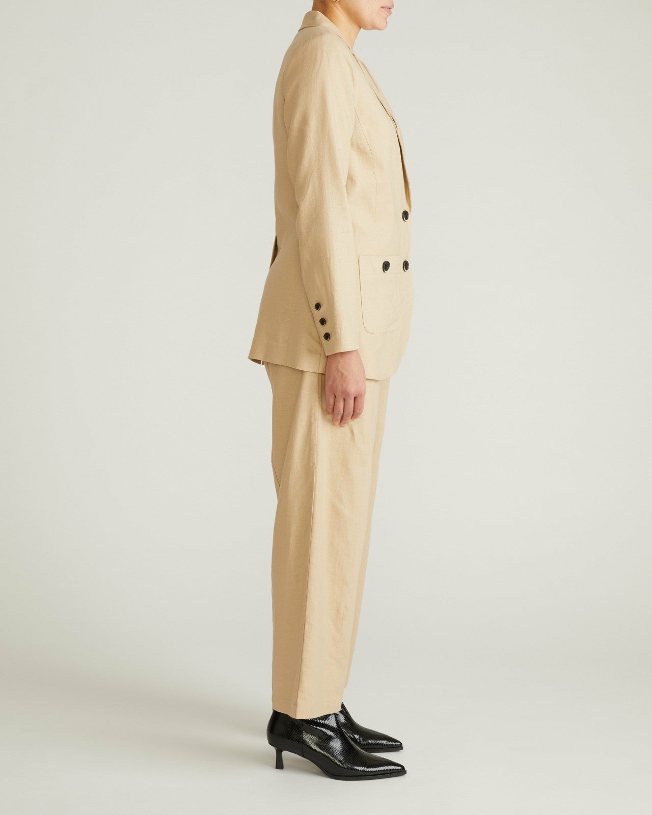 Universal Standard Coastal Linen Blend Blazer - Danish Coffee