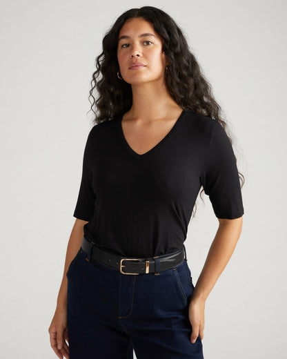 Universal Standard Lily Liquid Jersey V-Neck Stovepipe Tee - Black